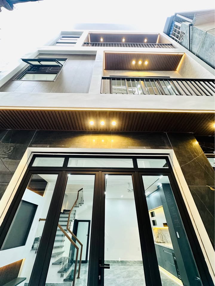 Nhà phố Trần Nguyên Hãn, Hải Phòng 45m² giá 3.6 tỷ - Vị trí đắc địa, thuận tiện giao thông!