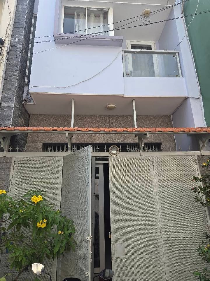 Nhà phố Nguyễn Súy Tân Phú 44m² giá 5 tỷ - An ninh yên tĩnh gần chợ Tân Hương!