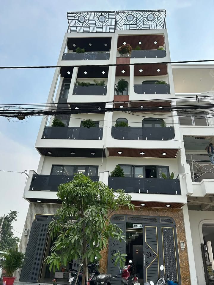 Nhà phố mặt tiền Hẻm 176, Thới An 64m² giá 7.7 tỷ - Sẵn sàng vào ở ngay!