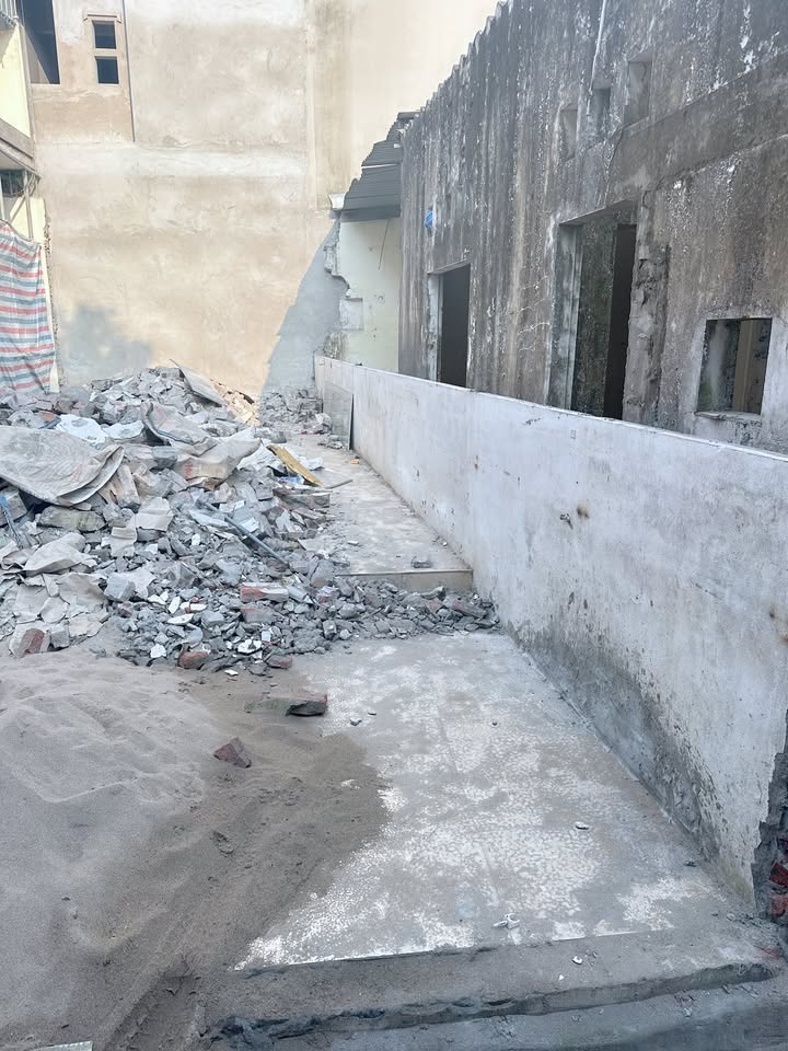 Đất nền Phường Xuân Phương, Quận Nam Từ Liêm 42m² giá 5 tỷ - Vị trí đắc địa, pháp lý rõ ràng!