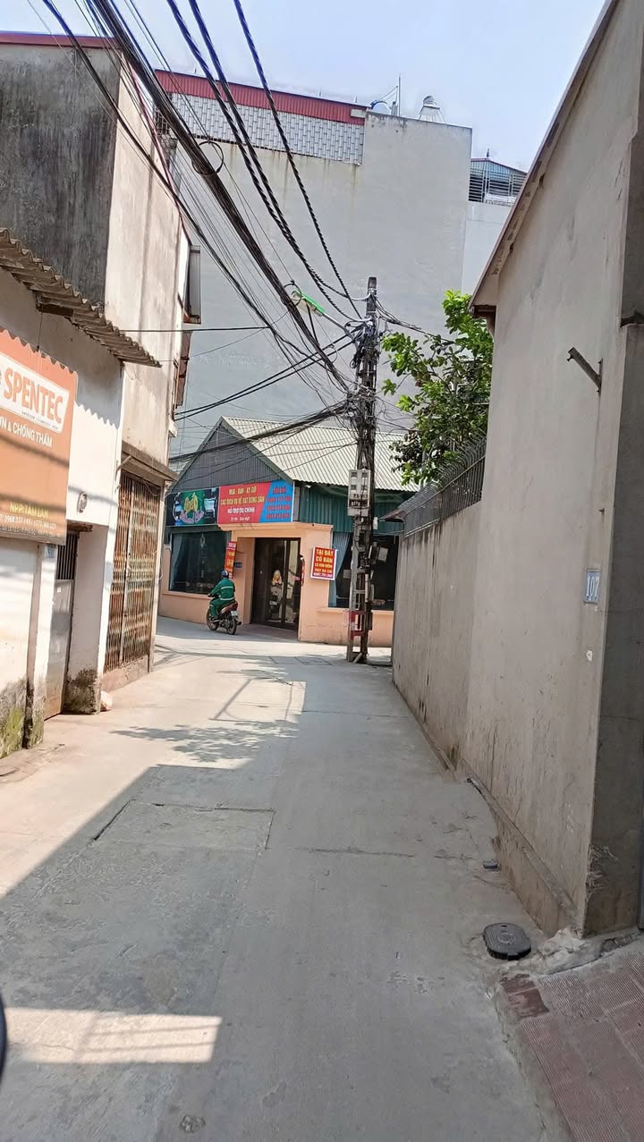 Đất Cổ Nhuế 142m² giá 22.5 tỷ - Cơ hội đầu tư hiếm có!