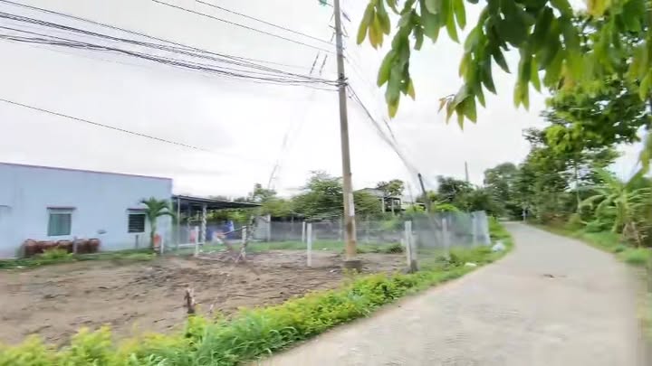 Đất thổ cư 300m² tại Ấp Đông Nhì, Cần Đước - Giá chỉ 850 triệu!