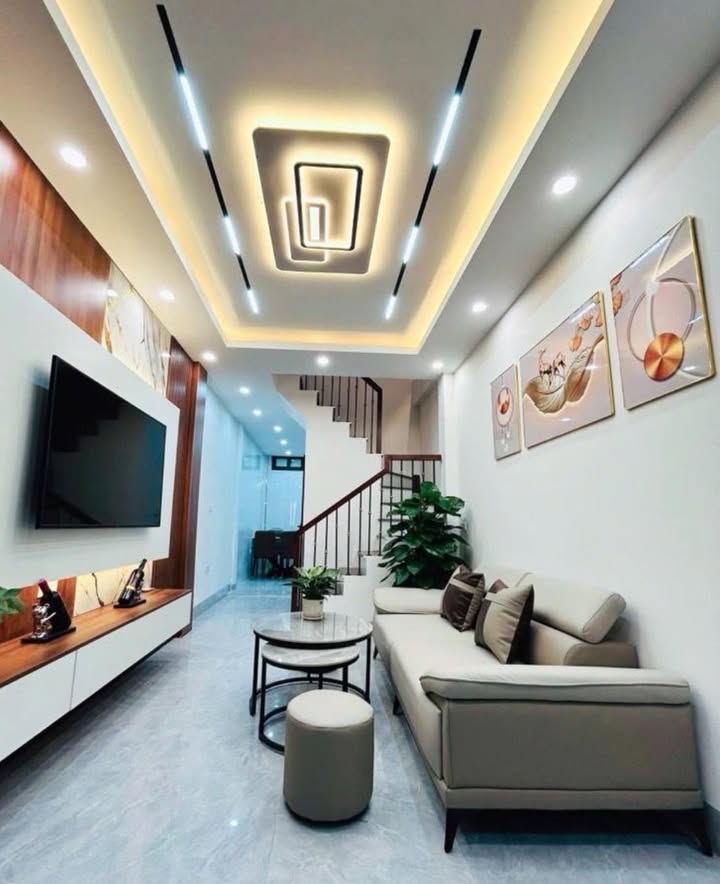 Nhà phố Yên Hòa Cầu Giấy 42m² giá 10.2 tỷ - Thiết kế hiện đại, chỉ việc xách vali về ở!
