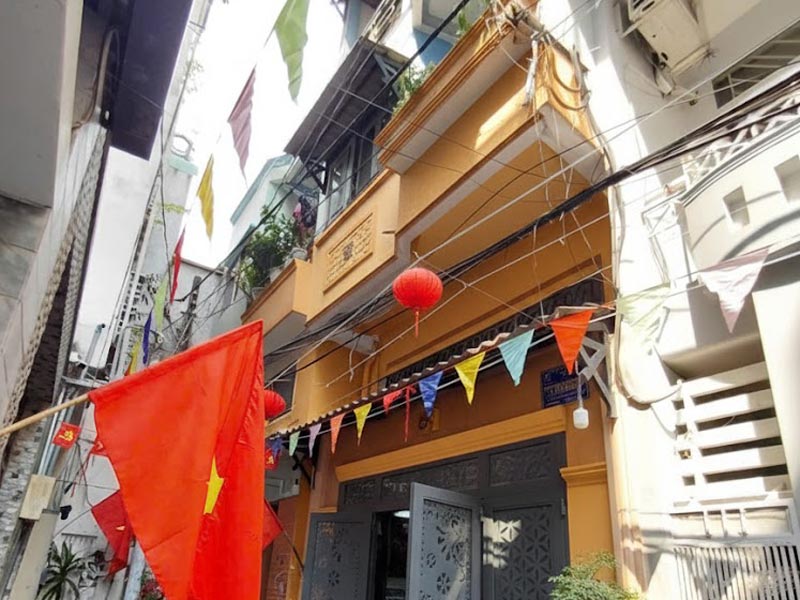 Nhà 3 Tầng Tại Hoàng Hoa Thám, Tân Bình 49m² Giá 7.2 Tỷ - Vị Trí Đắc Địa!