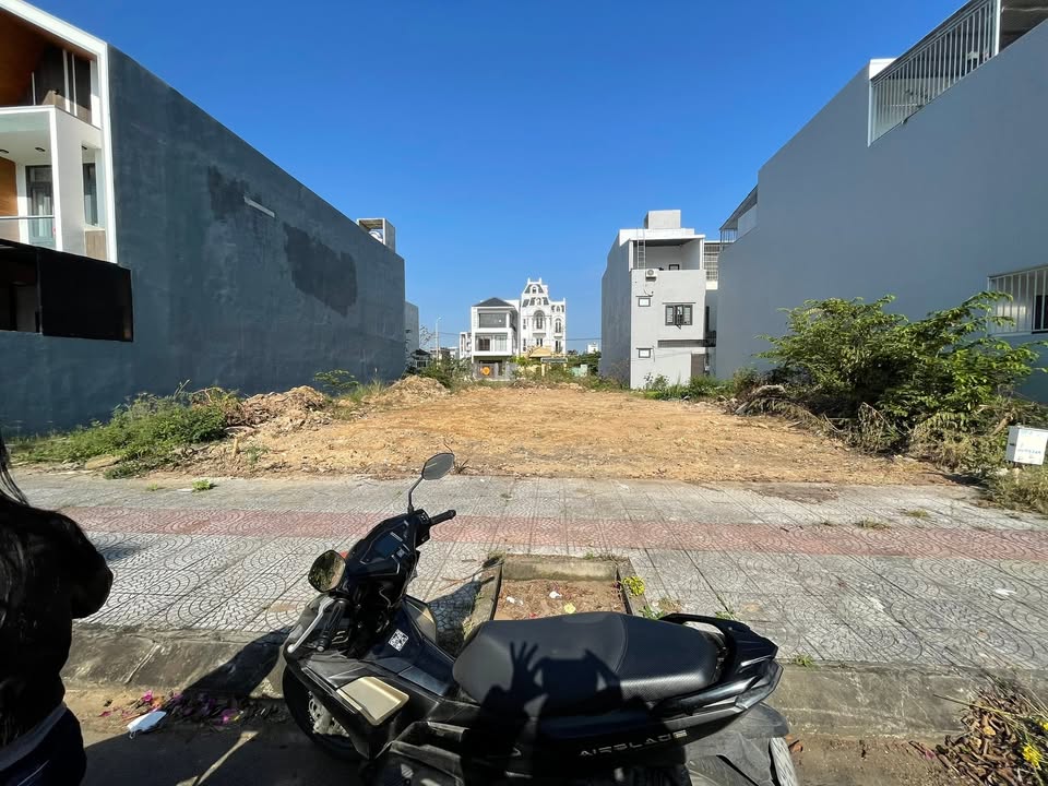 Đất nền Hòa Hải Ngũ Hành Sơn 110m² giá 11.5 tỷ - Hướng Đông Nam sạch sẽ!