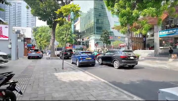 Bán nhà mặt tiền Nguyễn Đình Chiểu, Quận 1, 432m², HĐ thuê 350 triệu - Cơ hội đầu tư sinh lời!