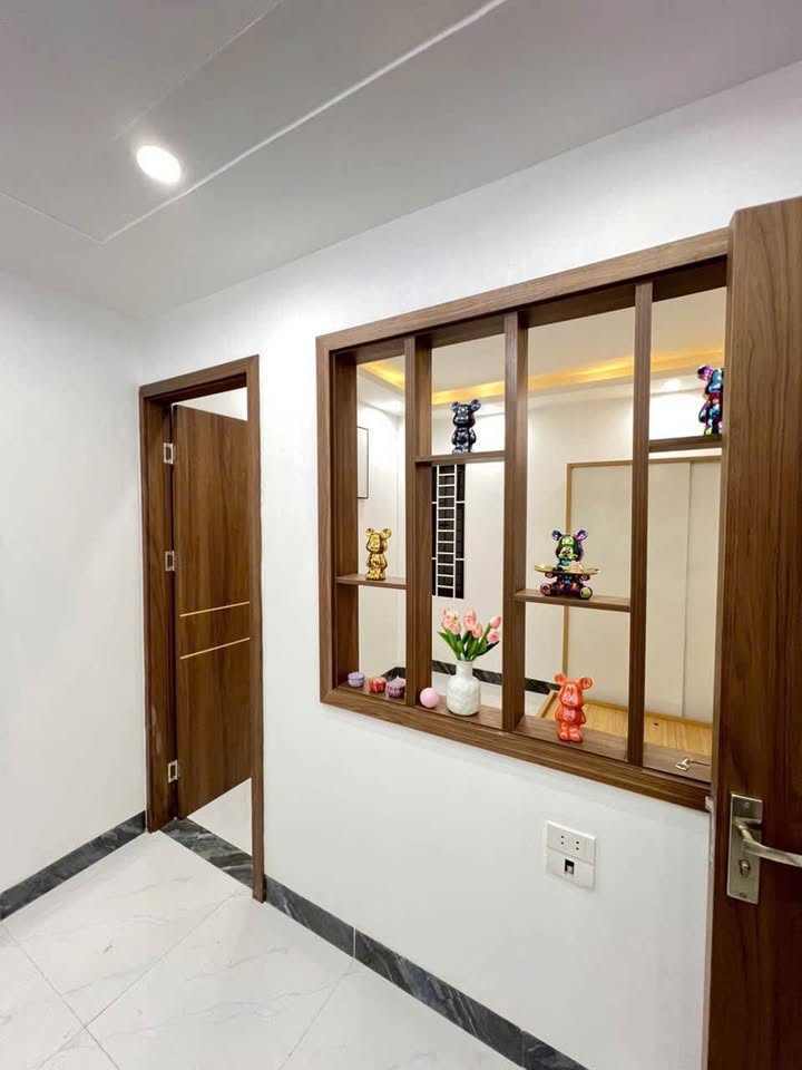 Căn hộ chung cư Đê La Thành Nhỏ 50m² giá 2.25 tỷ - Chính chủ bán gấp!