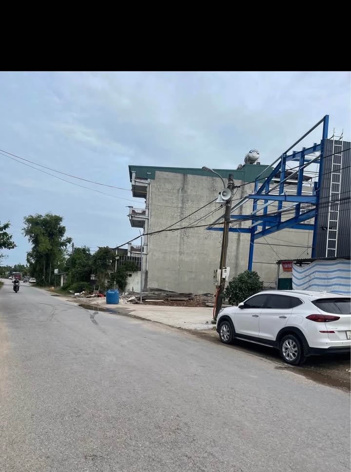 Đất nền mặt đường Trần Quang Khải Móng Cái 90m² giá 2 tỷ - Đầu tư sinh lời ngay!