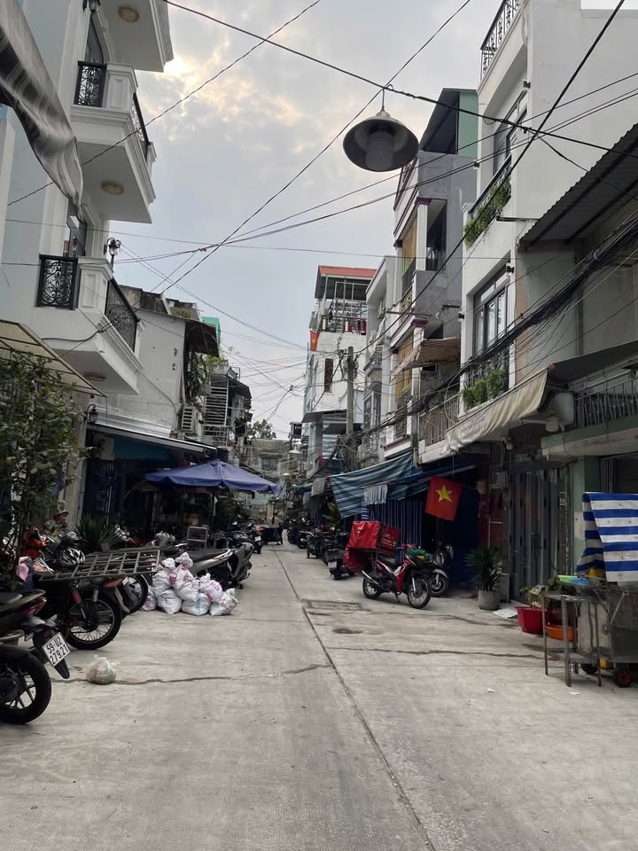 Nhà phố Hồ Thị Kỷ Quận 10 42m² giá 8.8 tỷ - Kinh doanh đỉnh cao!