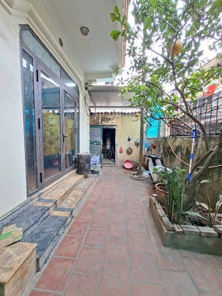 Nhà 3 tầng Phú Thượng Tây Hồ 159m² giá 29.9 tỷ - Sổ đỏ chính chủ!