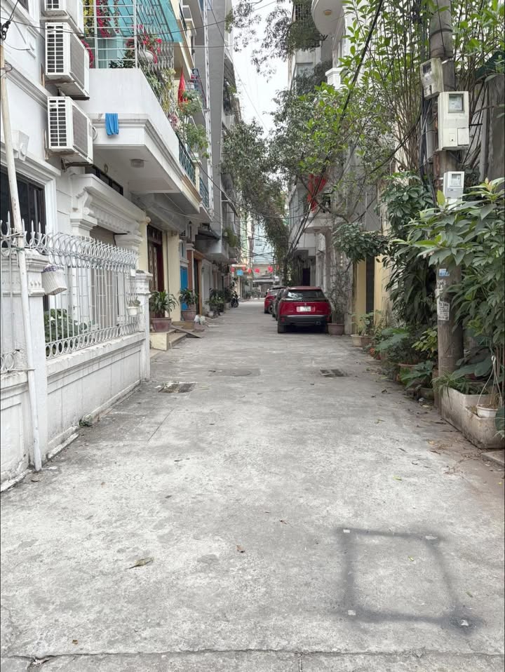 Đất nền tại ngõ 3 Minh Khai, 183m² giá chỉ 5x tỷ - Cơ hội đầu tư hiếm có!