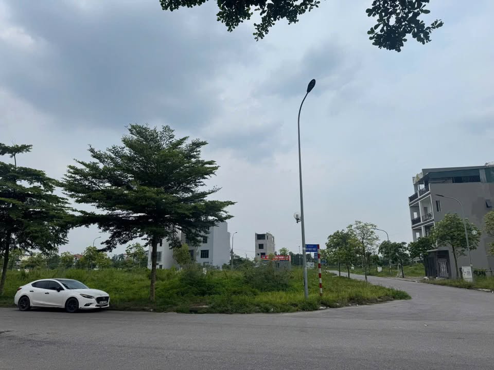 Shophouse đẹp giá tốt tại đường đôi Kosy, 90m² - Đầu tư sinh lời ngay!