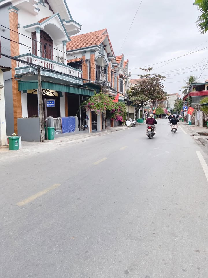 Nhà mặt đường Phong Hải, Hạ Long 96m² giá 3.85 tỷ - Cơ hội đầu tư hấp dẫn!