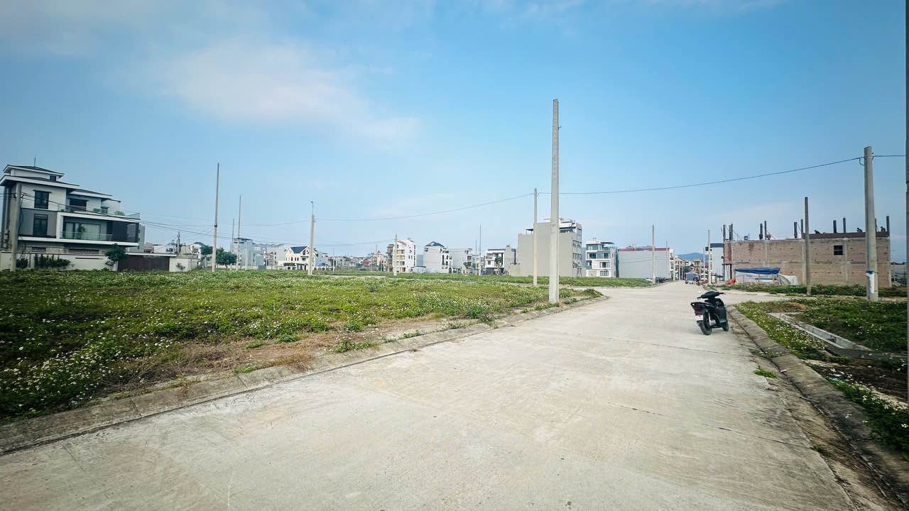 Bán đất đường Hoàng Văn Thái, Huyện Văn Lãng, 100m² giá 3.45 tỷ - Tiềm năng tăng giá vượt trội!