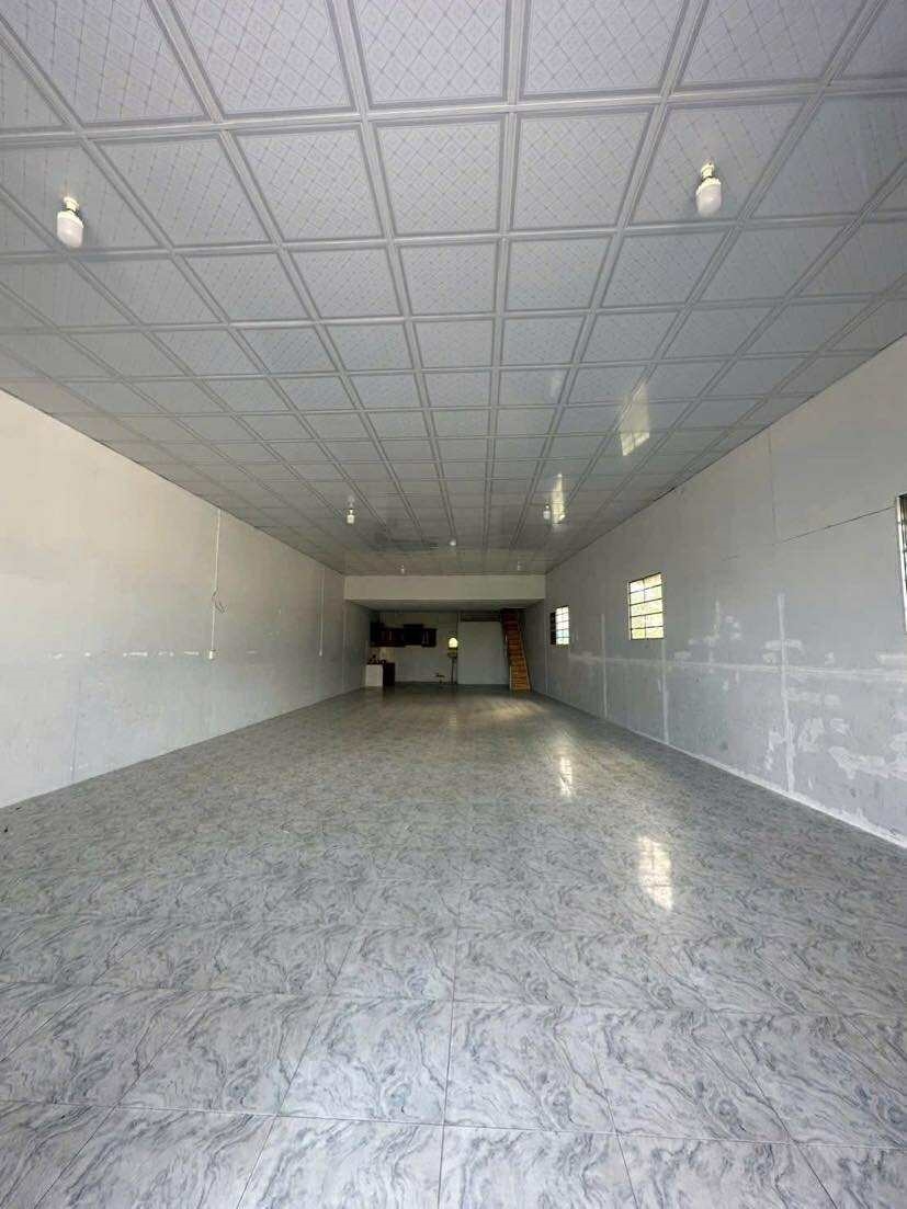 Kho cho thuê mặt tiền Hoàng Quốc Việt, Ninh Kiều 160m² giá 10 triệu - Phù hợp cho công ty, văn phòng!