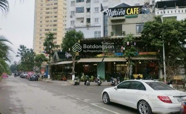 Biệt thự Văn Khê lô góc 300m² giá 92 tỷ - Kinh doanh cực tốt!