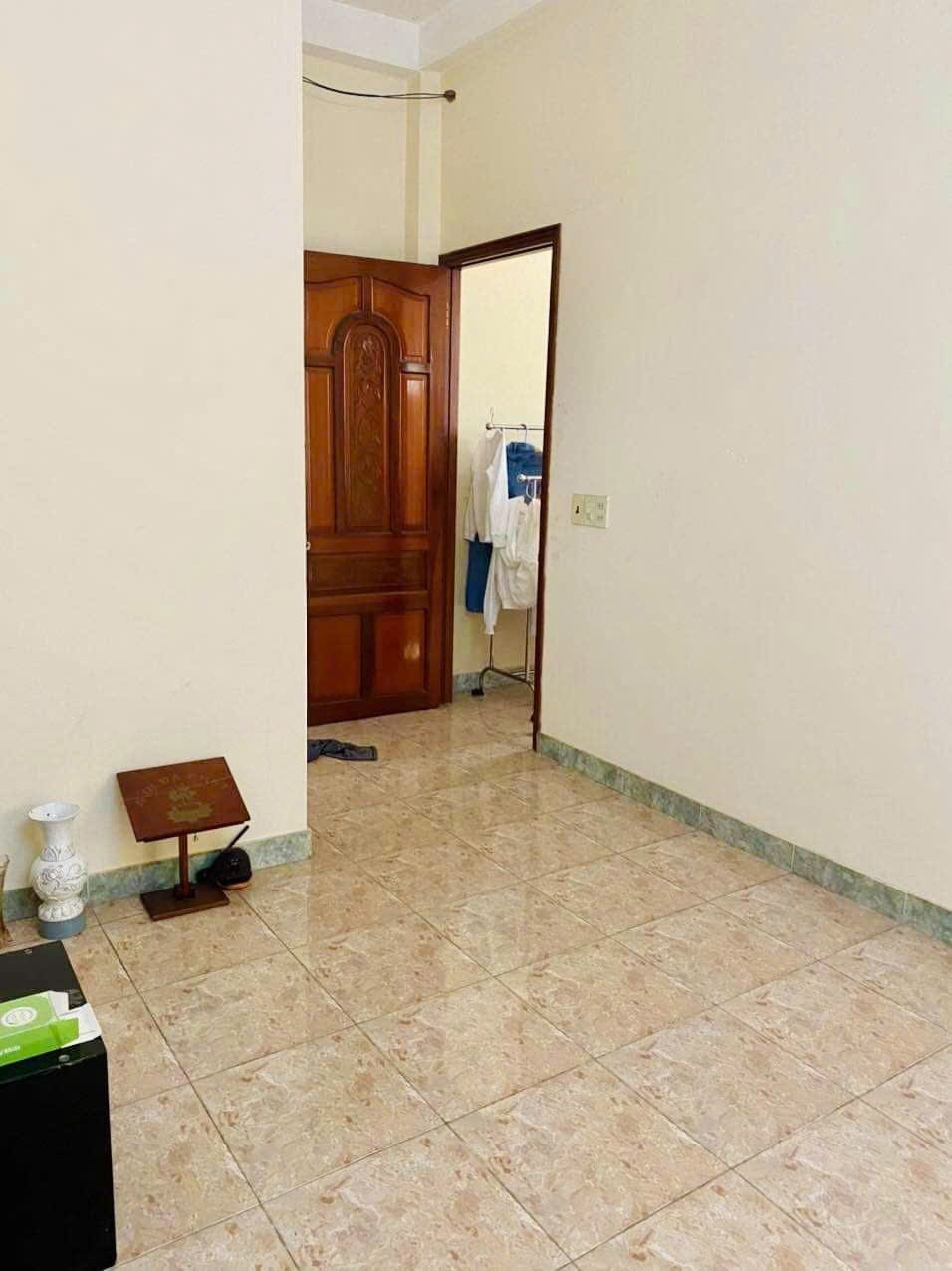 Nhà 3 tầng hẻm xe tải Thích Quảng Đức 62m² giá 11 tỷ - Cơ hội không thể bỏ lỡ!