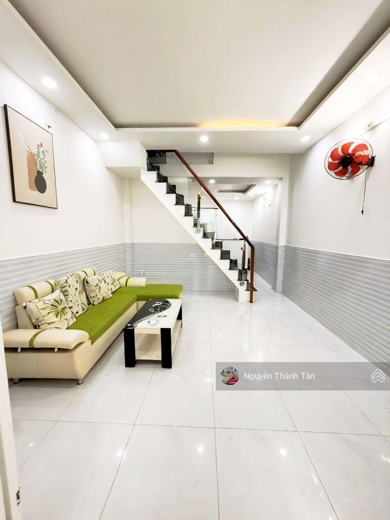 Nhà cho thuê Phú Nhuận 4 phòng ngủ giá 14 triệu - Kinh doanh và ở ngay!