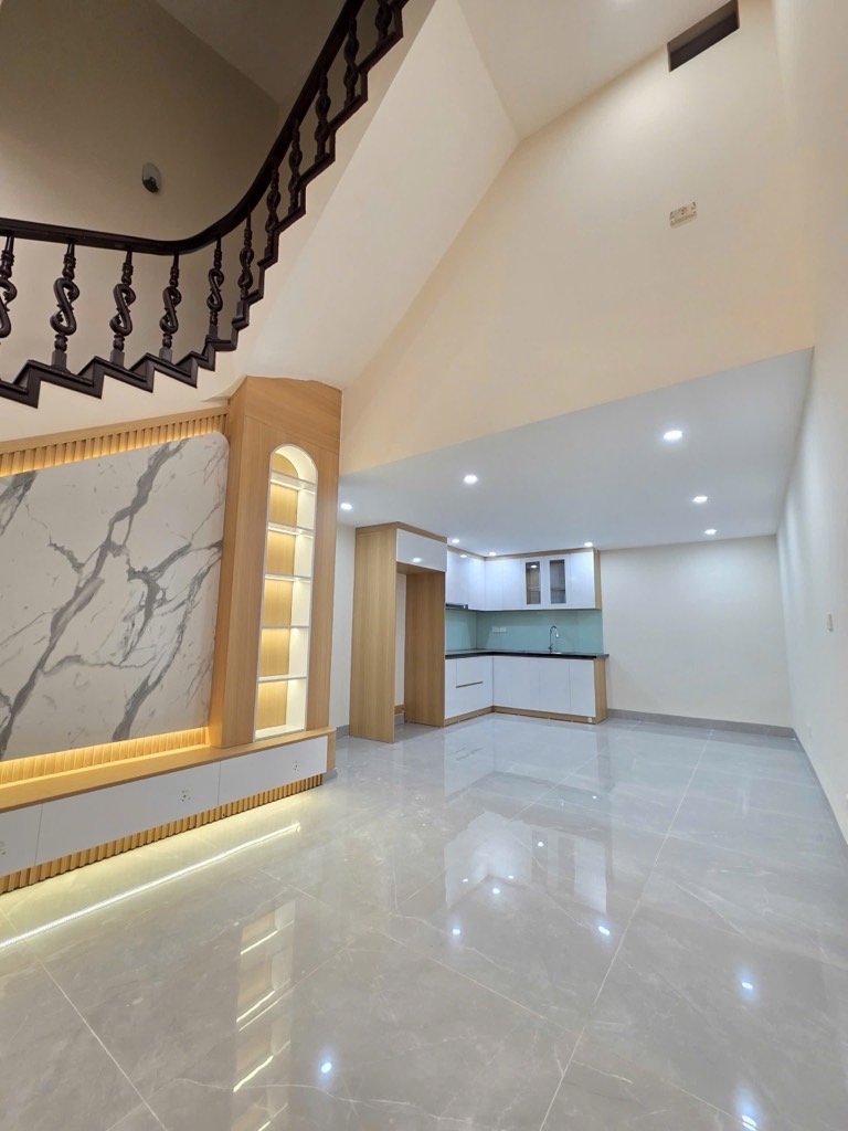 Nhà phân lô cán bộ Bế Văn Đàn, Hà Đông 45m² giá 12.95 tỷ - Ô tô đỗ thoải mái!