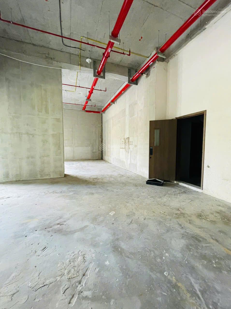 Shophouse góc Lumière Riverside, 311m² giá 220 triệu - Vị trí đắc địa cho kinh doanh!