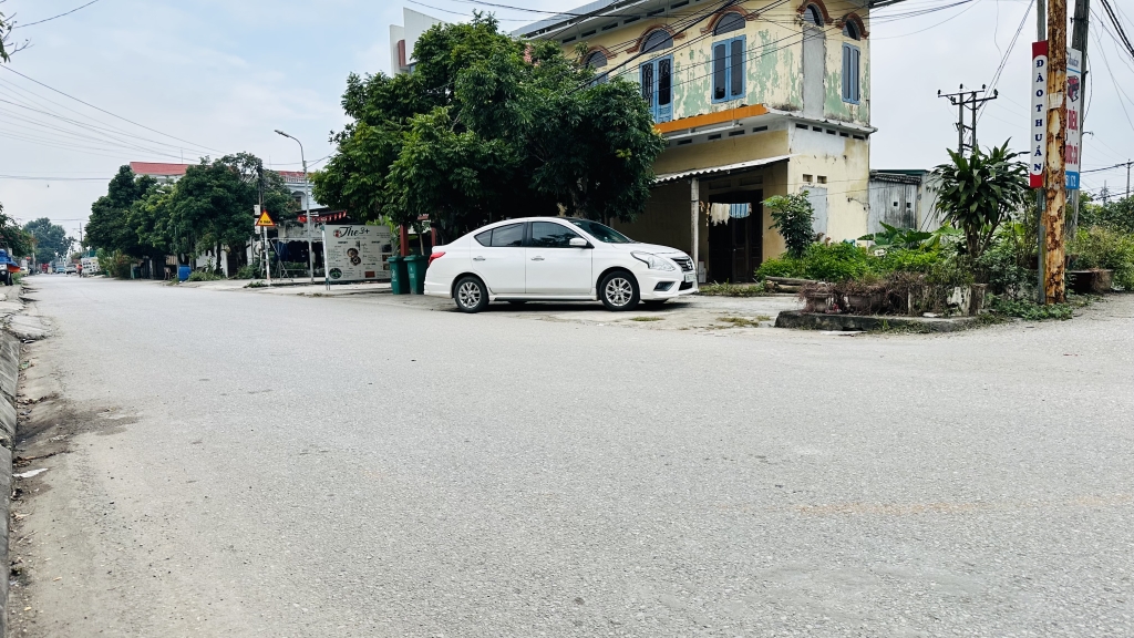 Đất kinh doanh Quốc lộ 391, xã Cộng Lạc, 100m² giá 3.5 tỷ - Lô góc 2 mặt đường hiếm có!