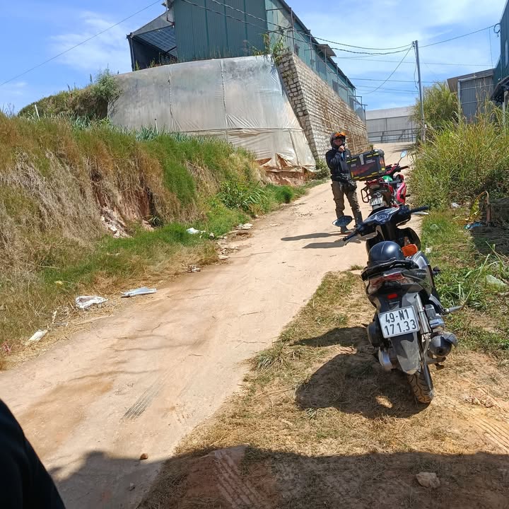 Đất nền 70m² đường Nguyễn Hoàng, Đà Lạt giá chỉ 420 triệu - Sổ đỏ chính chủ!