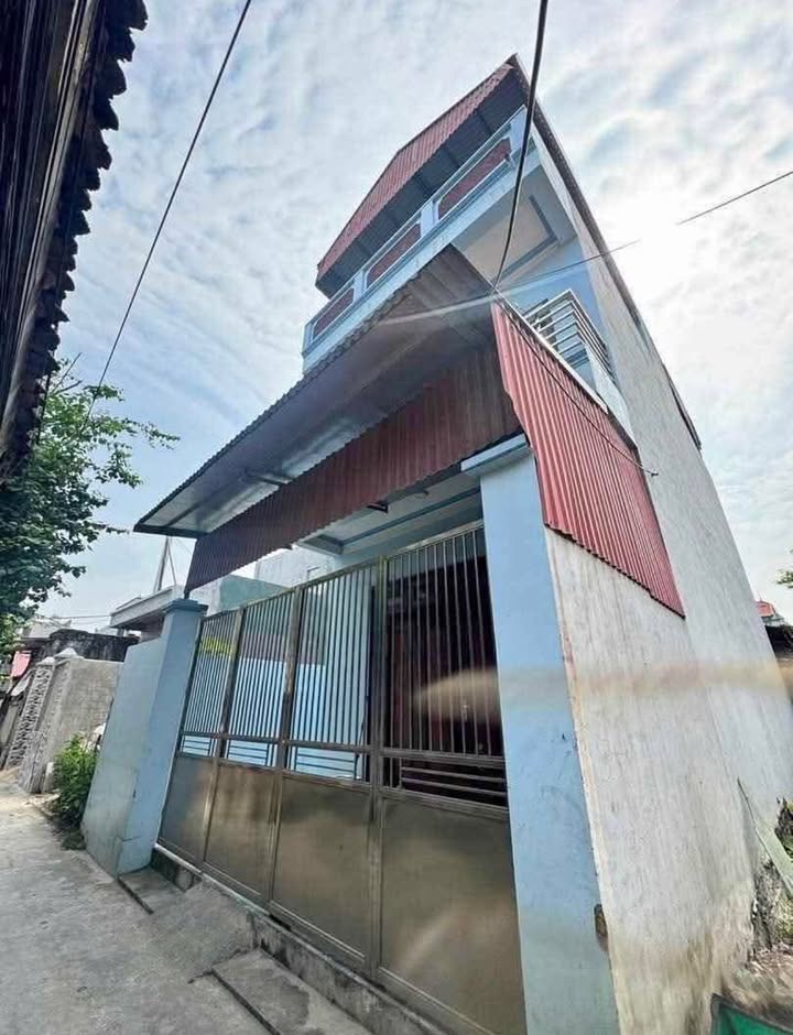 Đất Cổ Nhuế 50m² giá 2 tỷ - Kinh doanh thuận lợi!