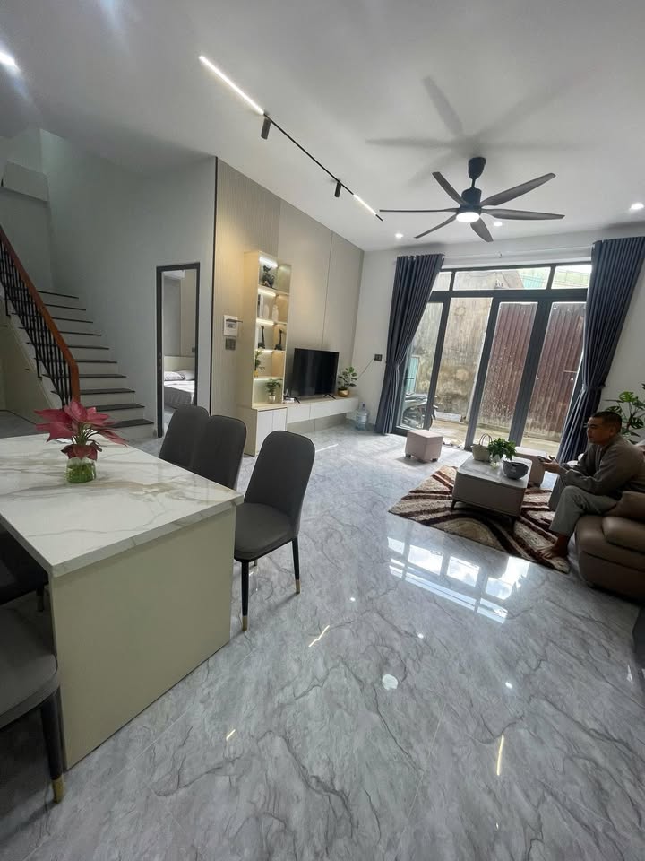 Nhà 2 tầng Cẩm Lệ 70m² giá 3.95 tỷ - Sẵn sàng vào ở ngay!