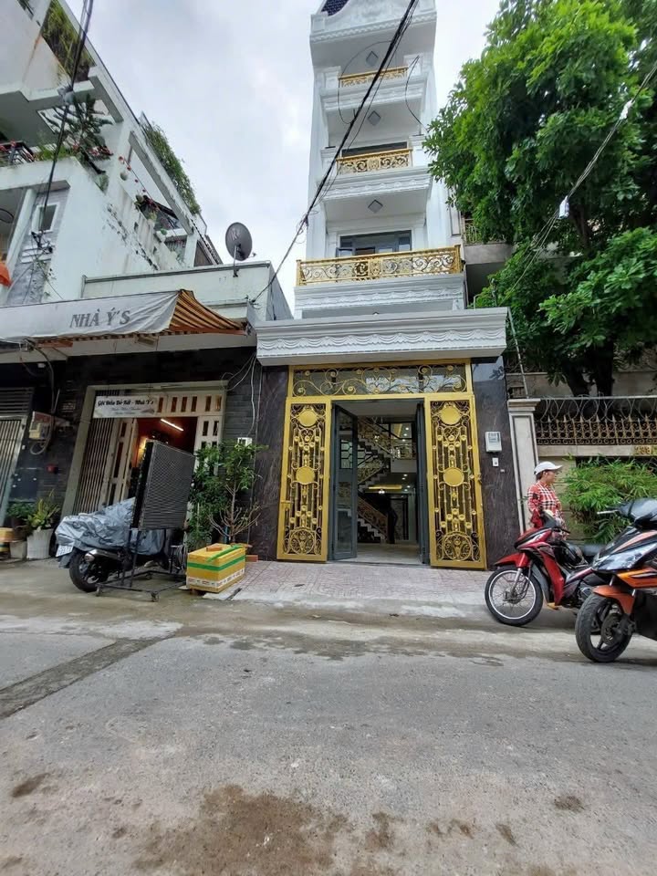 Nhà Lê Văn Quới, Bình Tân 64m² giá 15 tỷ - Nhà mới hoàn thiện, sẵn năng lượng mặt trời!