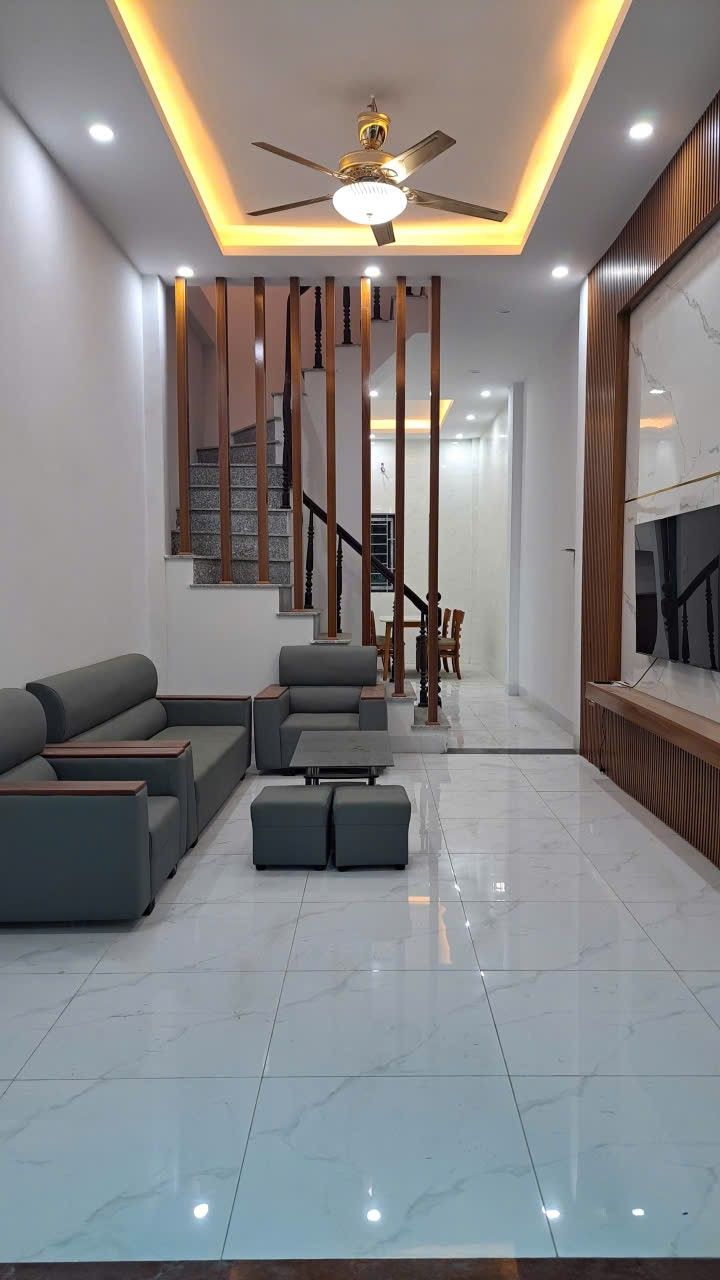 Nhà 3 tầng Đông Mỹ 52m² giá 6 tỷ - Chính chủ bán gấp!