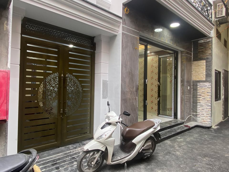 Nhà đẹp Lạch Tray 70m² giá 6 tỷ - Sẵn sàng ở ngay!