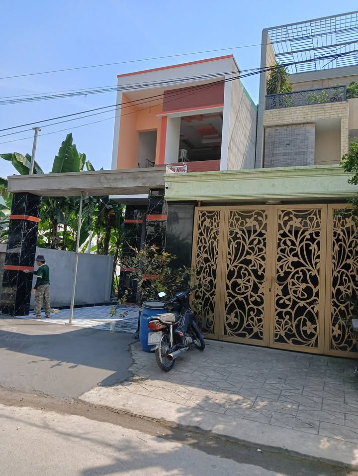 Nhà mặt tiền kinh doanh Thái Hòa Tân Uyên 150m² giá 3.6 tỷ - Đón đầu đại học FPT!