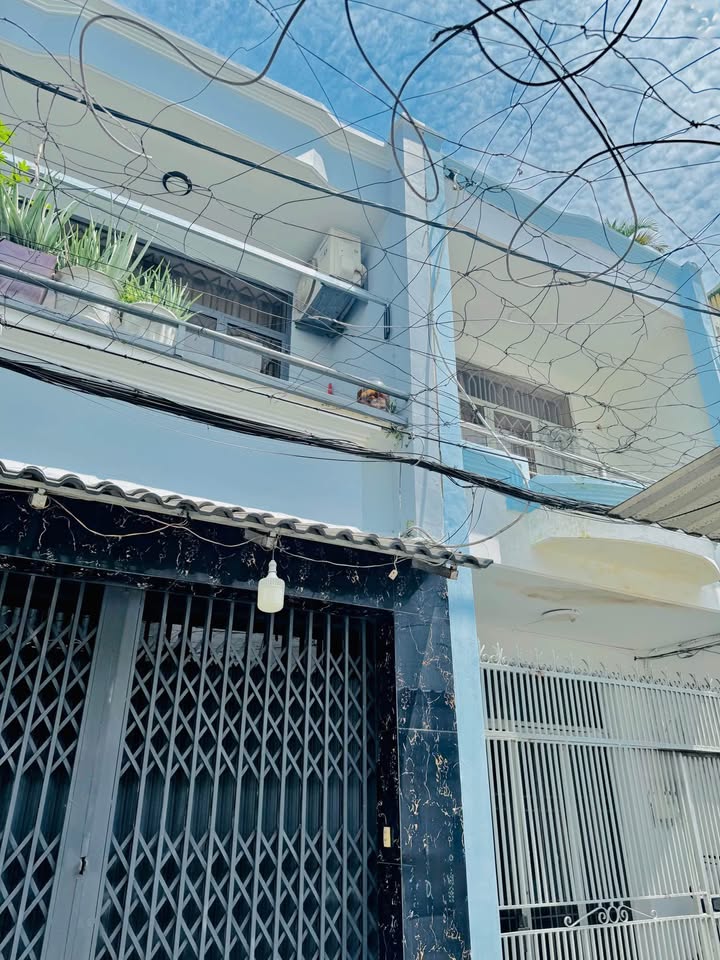 Nhà phố 2 tầng 45.5m² giá 4.5 tỷ - Hẻm thông thoáng, gần mặt tiền