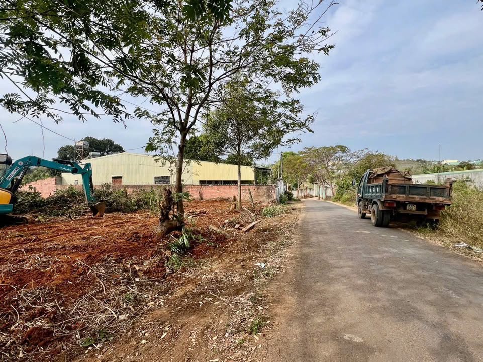 Đất nền mặt tiền Nguyễn Tuân, 150m² giá chỉ 800 triệu - Cơ hội đầu tư hấp dẫn!