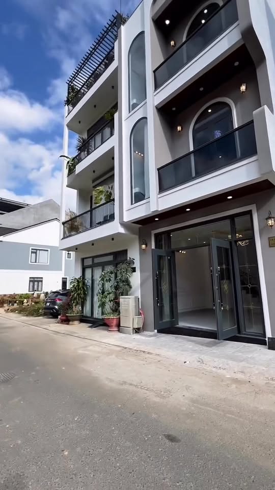 Nhà phố tại An Sơn, Đà Lạt 75m² giá 9.6 tỷ - Sẵn sàng vào ở ngay!