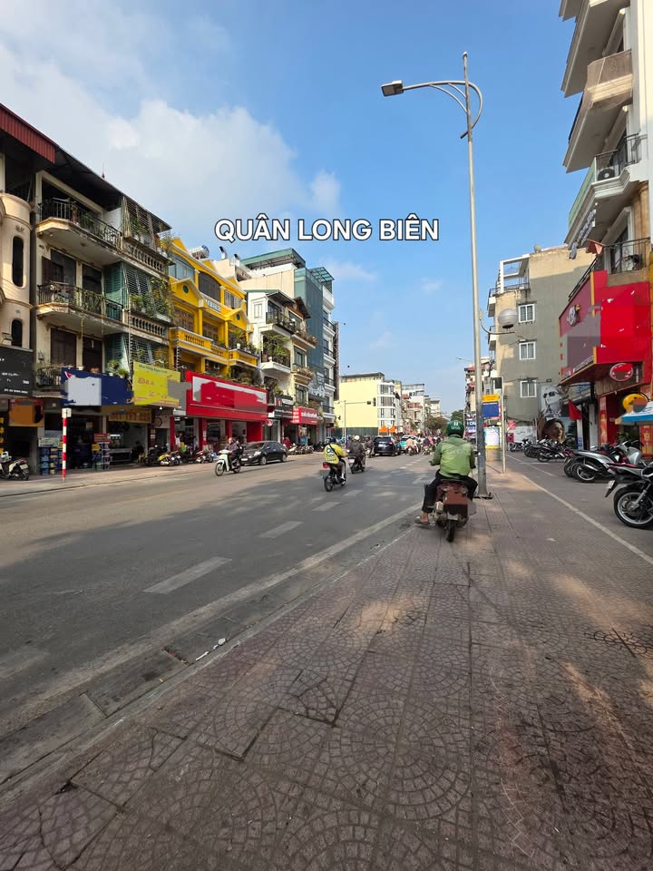 Nhà phố Ngọc Lâm, Long Biên 28,2m² giá 6 tỷ - Sổ đỏ chính chủ, 10 bước ra phố