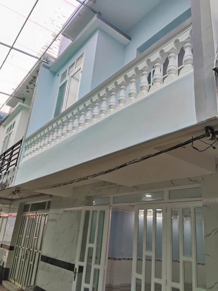 Nhà 1 trệt 1 lầu Phường 8, TP. Vĩnh Long 73.2m² giá 1.25 tỷ - Hẻm xe hơi, an cư lý tưởng!