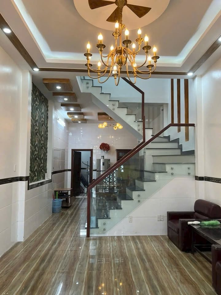 Nhà riêng Tăng Nhơn Phú A 66m² giá 6.6 tỷ - Sổ hồng riêng, nhà ở ngay!