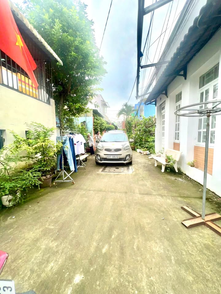 Nhà riêng Phường Linh Tây 75m² giá 5.15 tỷ - Hẻm ô tô 4 chỗ vào tận nhà!