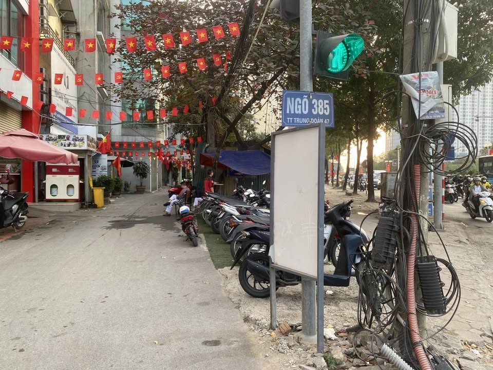 Nhà Phố Tố Hữu, Nam Từ Liêm 73m² giá 25.5 tỷ - Hàng đẹp hiếm có, ô tô tránh