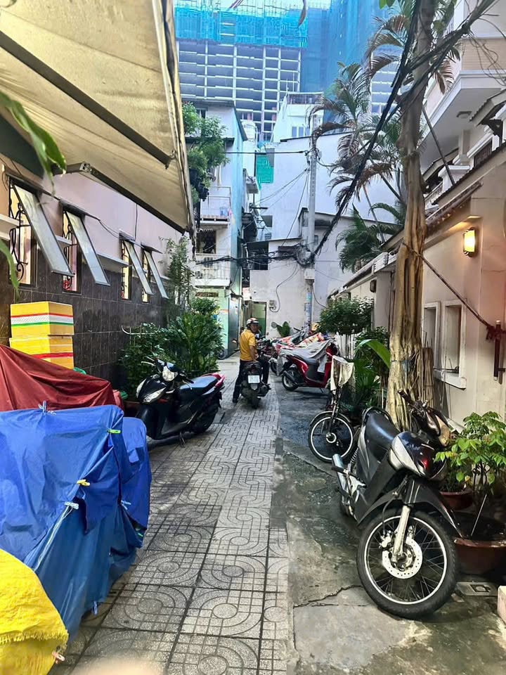 Nhà hẻm Cô Giang, Quận 1, 83m² giá 20 tỷ - Vị trí đắc địa đầu tư sinh lời!