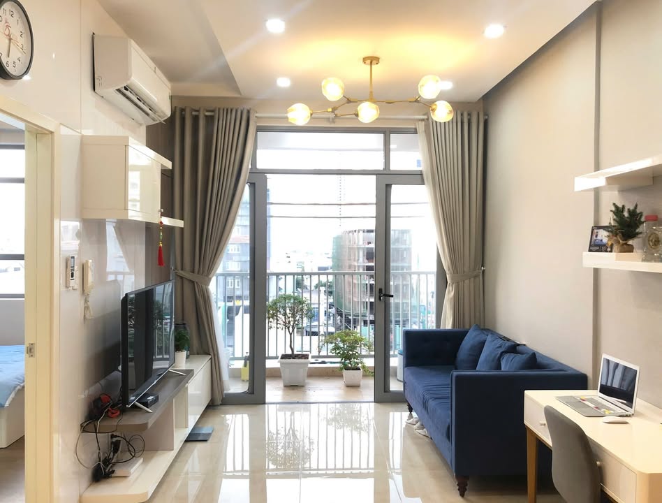 Căn hộ Luxcity Quận 7 70m² giá 4,4 tỷ - Chính chủ bán gấp!