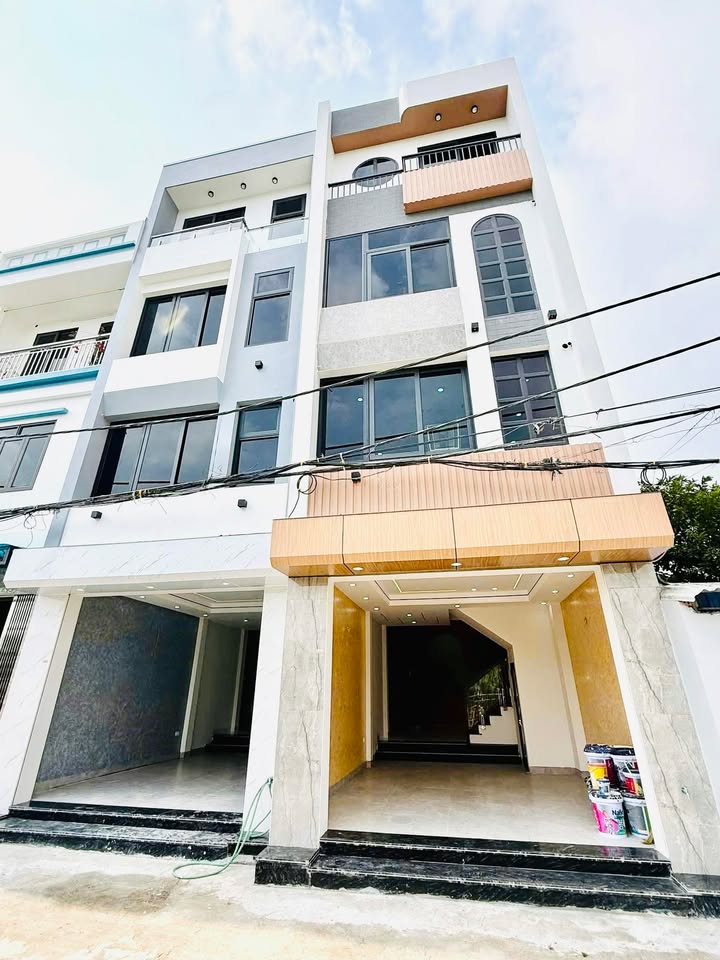 Nhà phố Lộc Hạ, Nam Định 48.8m² giá 3.65 tỷ - Thiết kế đẹp, tiện nghi đầy đủ!