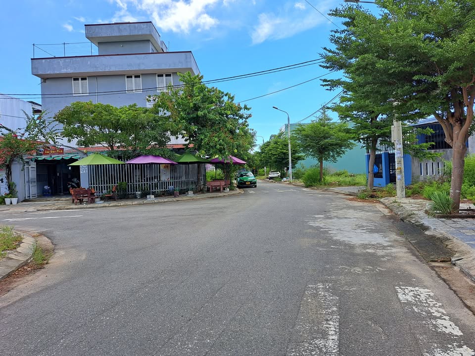 Đất nền Khu đô thị Sungate, Điện Ngọc, 96m² giá 2.6 tỷ - Cơ hội đầu tư hấp dẫn!