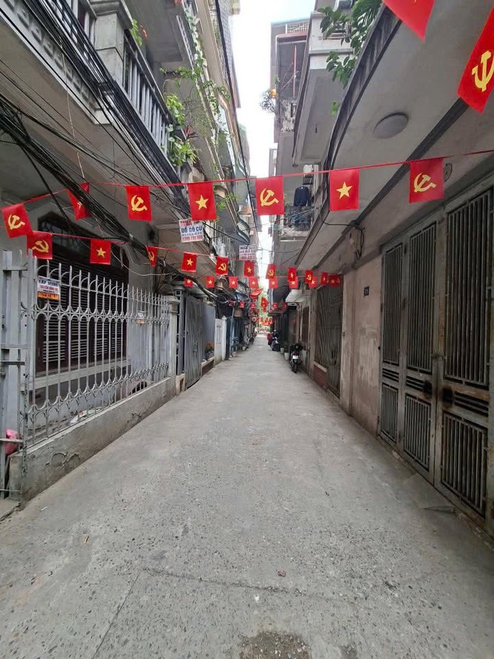 Nhà 2 tầng Xã Ngũ Hiệp 40m² giá 3.5 tỷ - Sổ đỏ chính chủ giao dịch ngay!