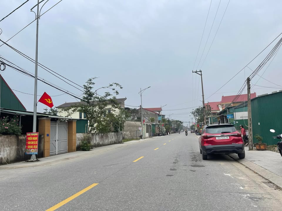 FrontHouse mặt tiền kinh doanh đường Nguyễn Biên, 135m² giá 2 tỷ - Cơ hội đầu tư hấp dẫn!