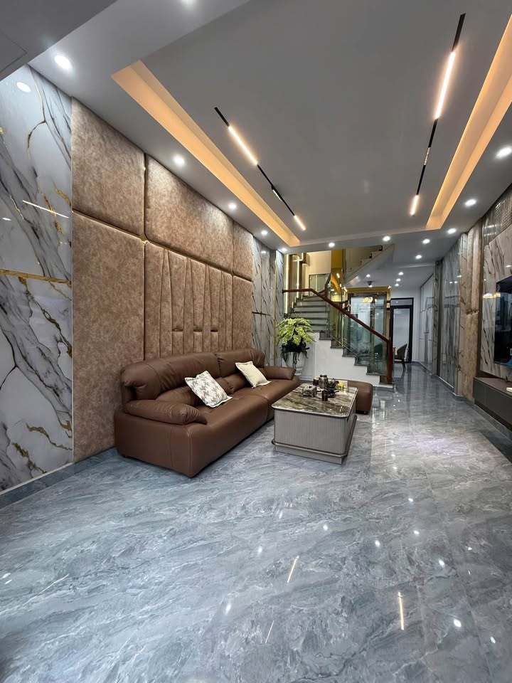 Nhà đẹp Quận Lê Chân 58m² giá 6.88 tỷ - Về ở ngay với nội thất cao cấp!