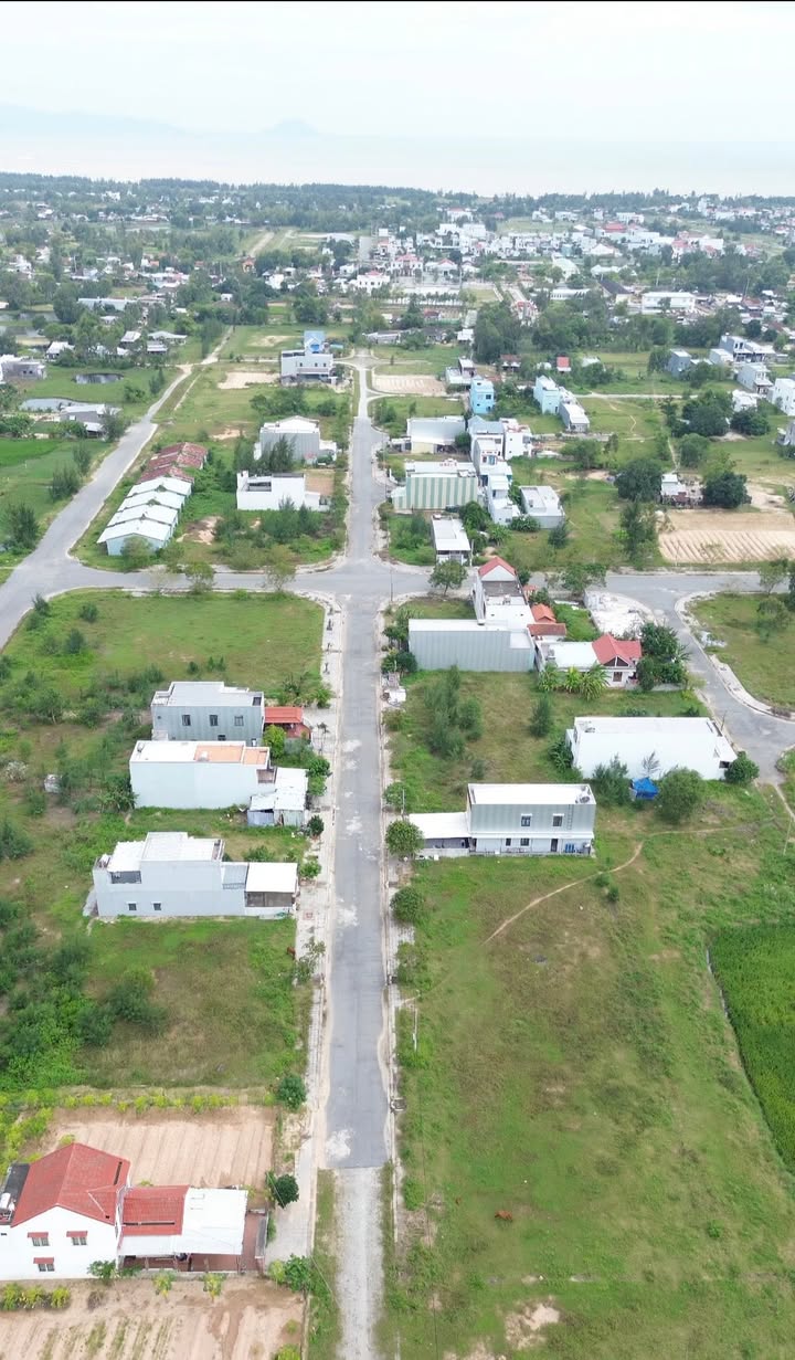 Đất nền ven biển Điện Bàn 150m² giá 1x triệu - Tiềm năng đầu tư cao!