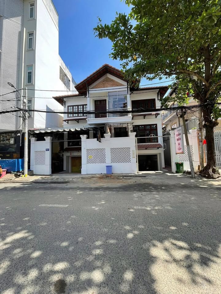 Mặt tiền Hoàng Dư Khương Quận 10 270m² giá 63 tỷ - Cơ hội đầu tư sinh lời!