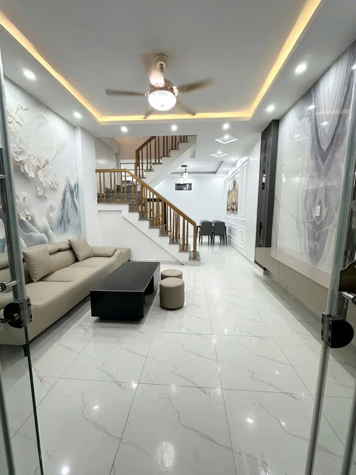 Nhà đẹp 3 tầng Miếu Hai Xã, Lê Chân 40m² giá 2.79 tỷ - Sẵn sàng ở ngay!